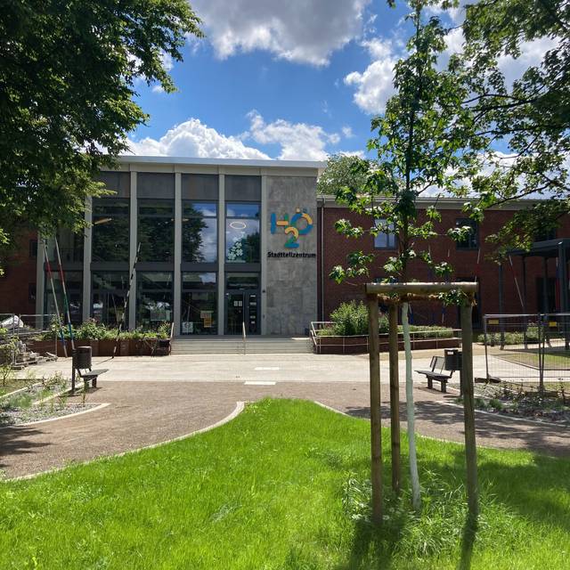 Der Bereich vor dem H2Ö ist jetzt eine autofreie Zone.