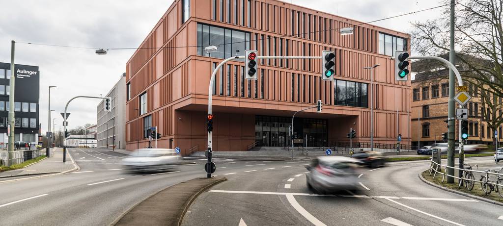 Jugendliche wegen Erpressung vor Gericht