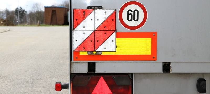 Stadt soll LKW-Fahrern Parkflächen einrichten