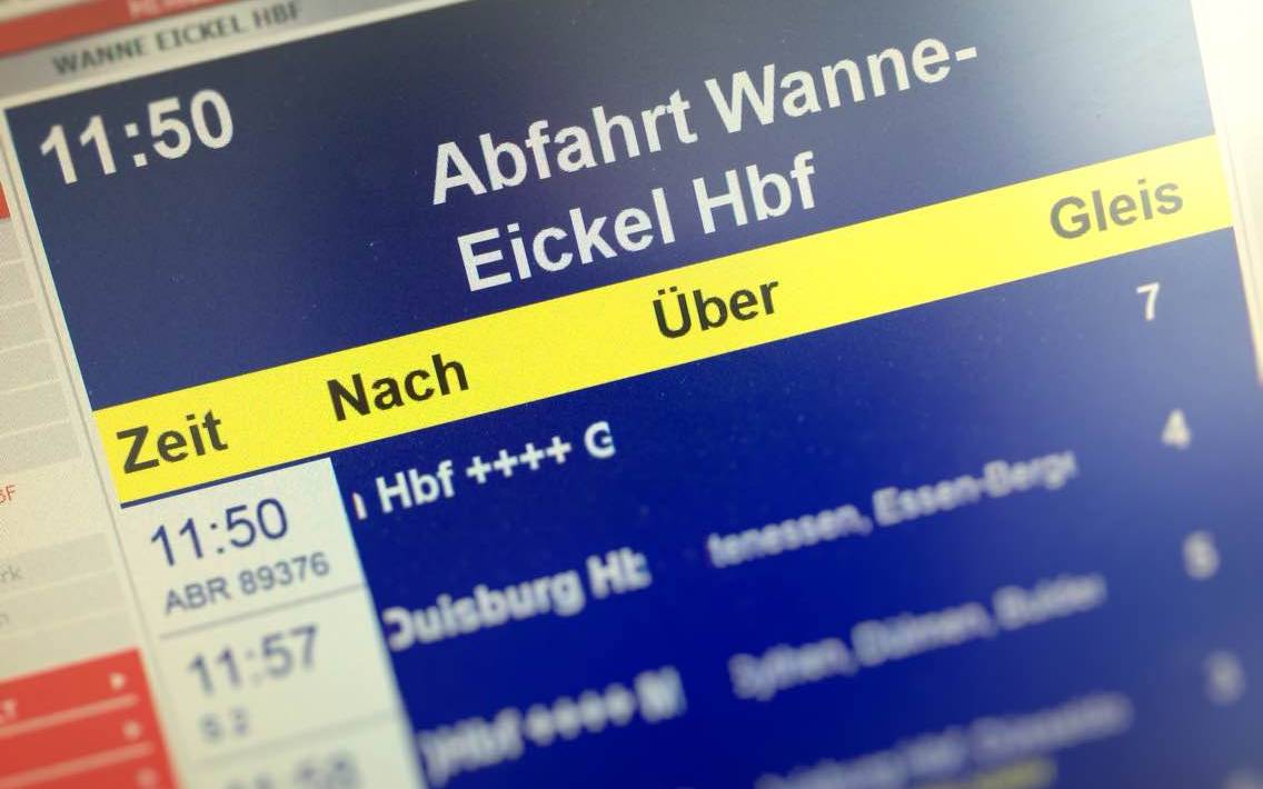 Der Abfahrtsmonitor der Deutschen Bahn - online auf radioherne.de für Wanne-Eickel Hauptbahnhof (Hbf) und Herne Bahnhof (Bf).