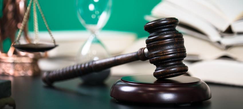 Ärzte sagen beim Prozess gegen mutmaßliche Kindermörderin aus