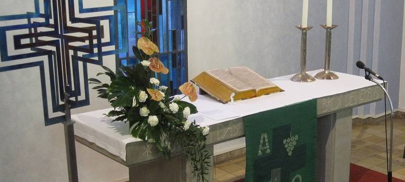 Historische Altarbibel der Cranger Kirche