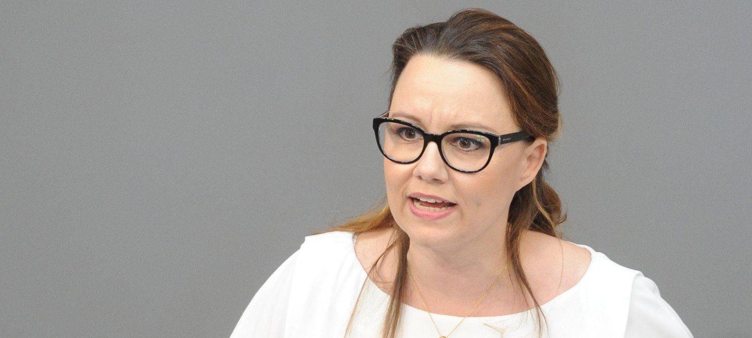 SPD-Kritik an Schröder