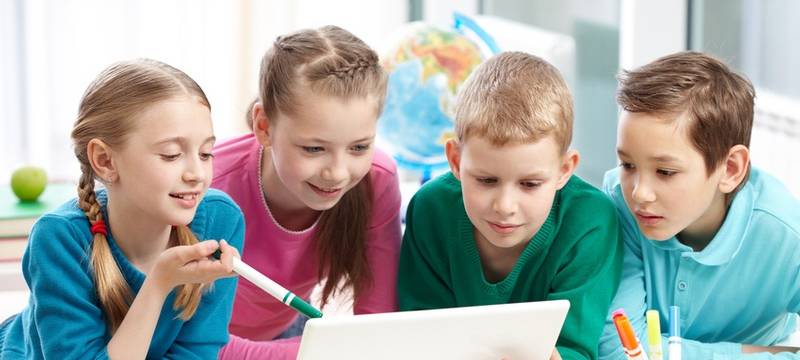 Erste Schul-Laptops sind angekommen