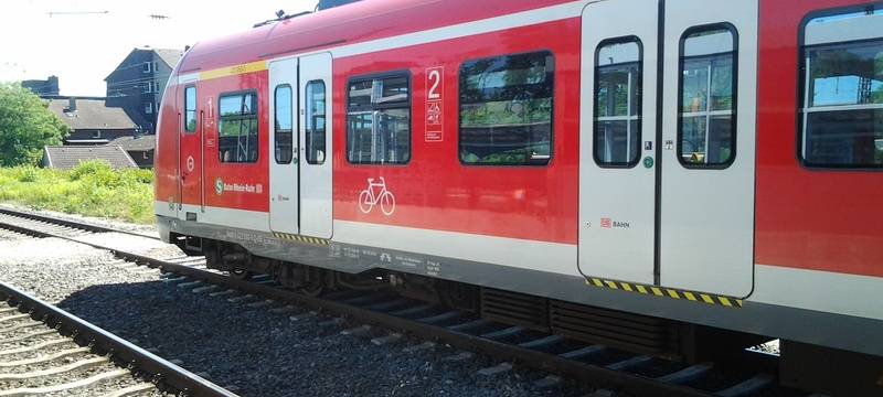 In den Bahnhof geschleppt