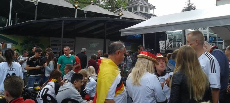 Parks, Public-Viewing