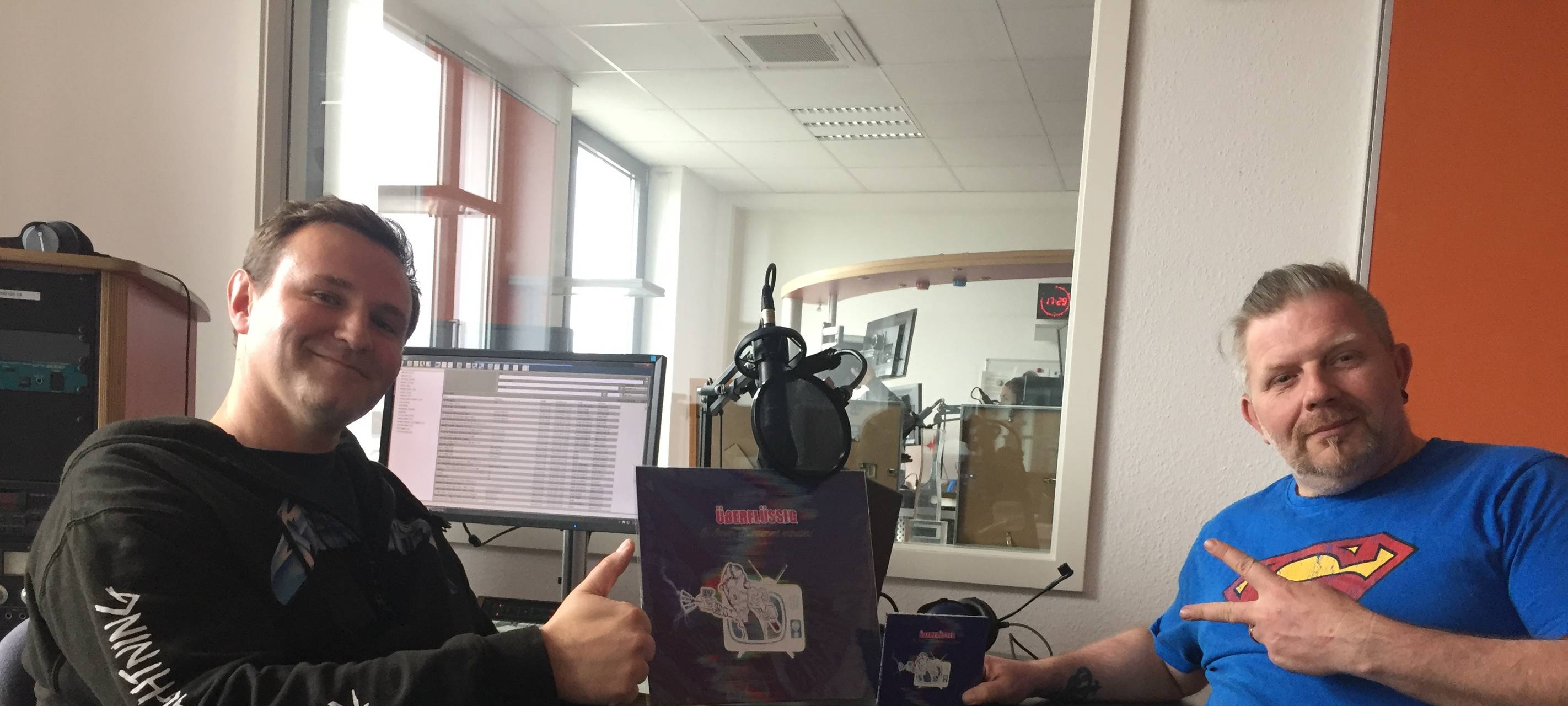 Überflüssig zu Besuch bei Radio Herne