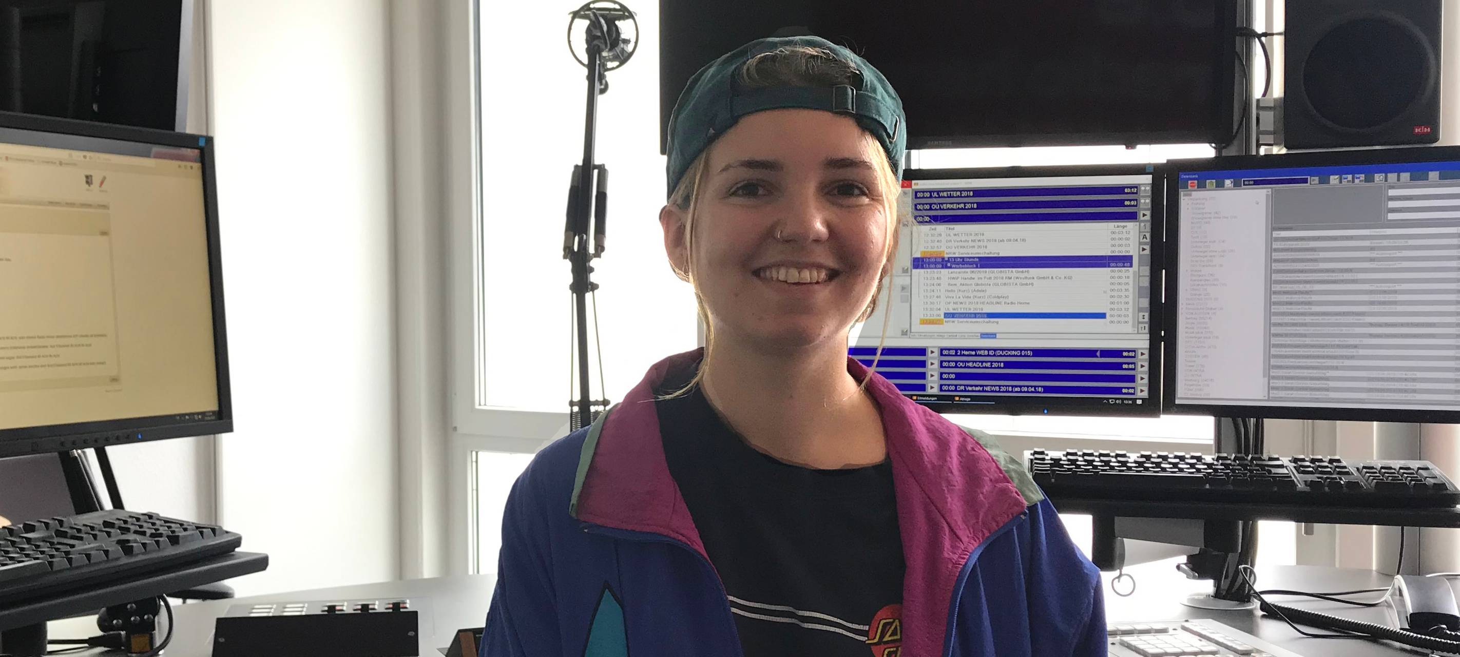 Künstlerin Maryaka im Radio Herne Studio.