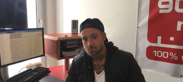 Lawrence im Radio Herne-Studio.