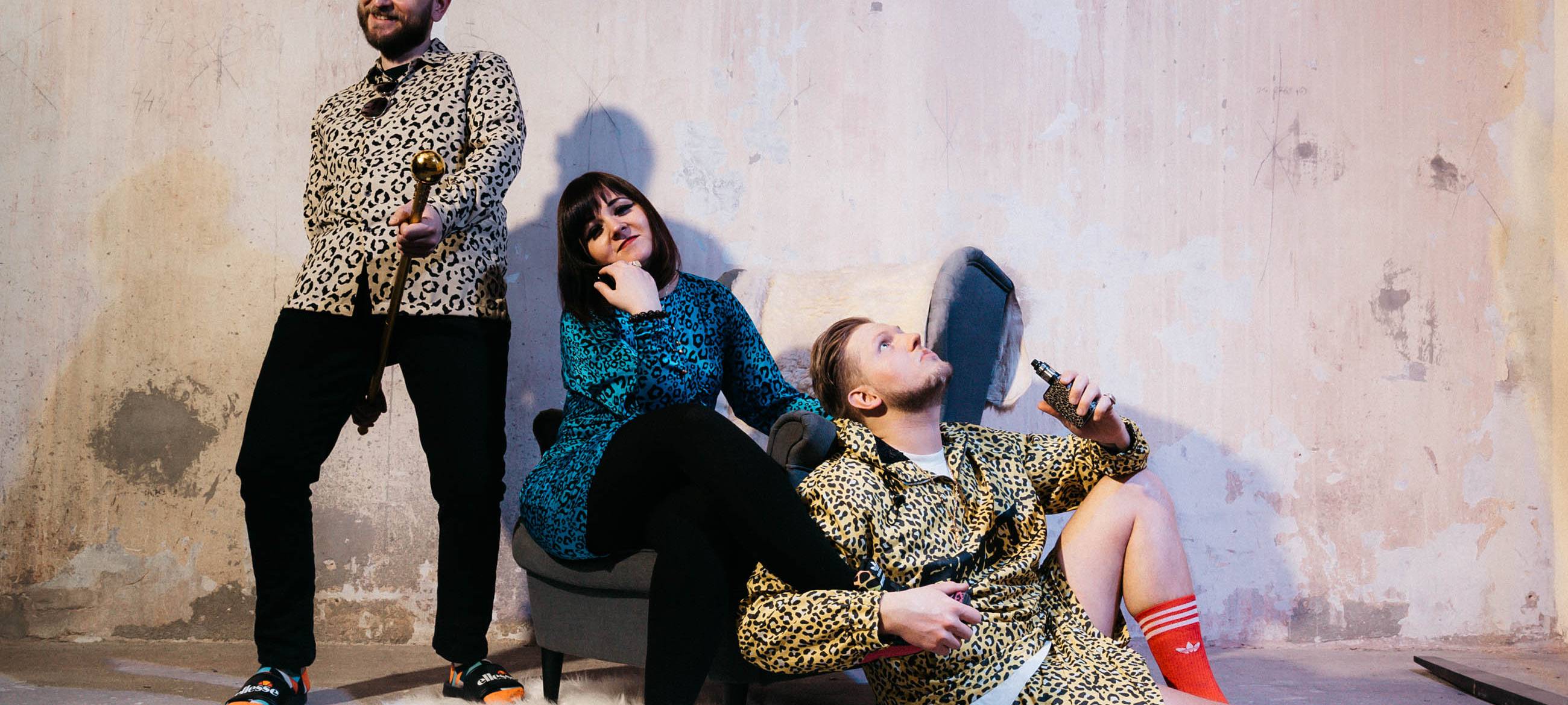 "Dad is VADDA SEIN SOHN!"