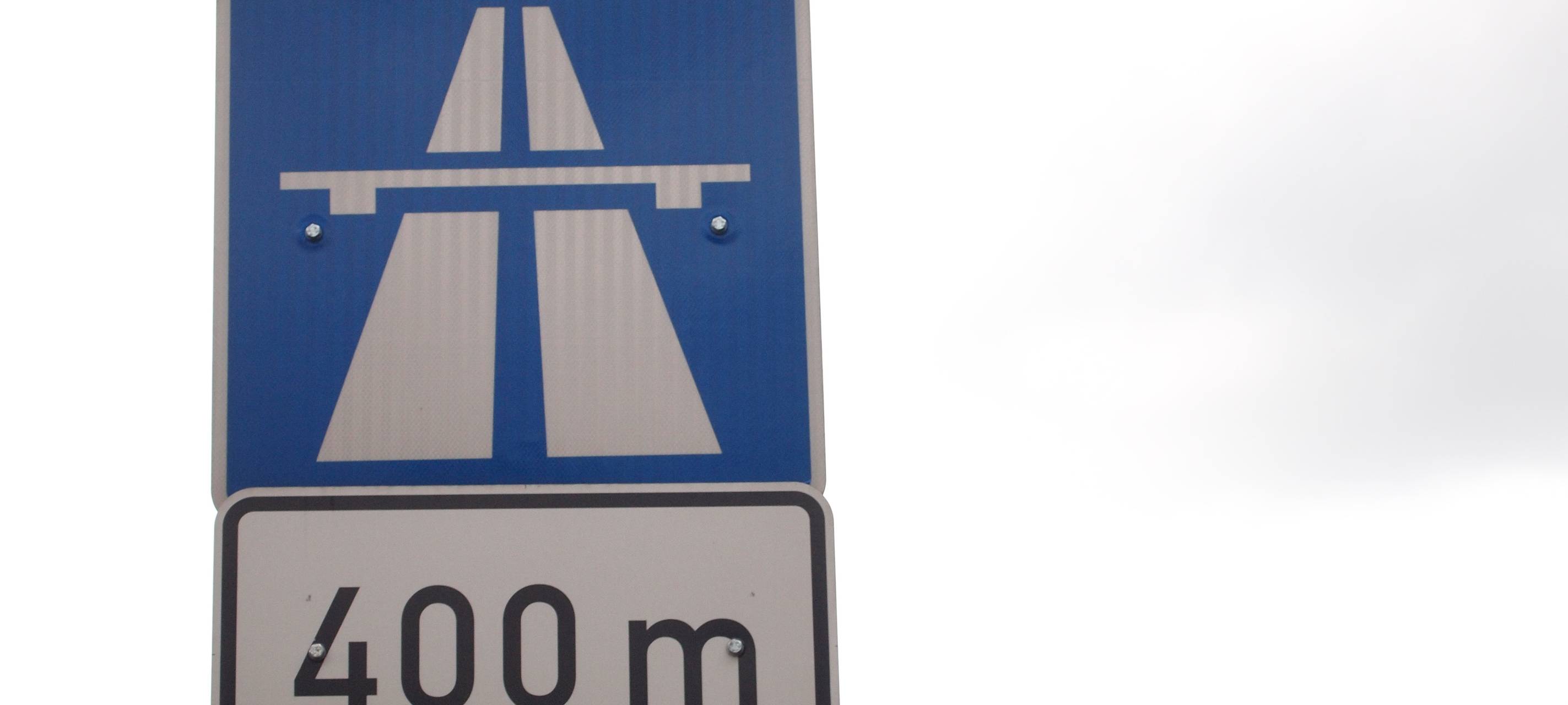 Umfrage: Tempo 130 auf allen deutschen Autobahnen