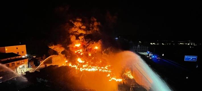 Feuer in Bochum unter Kontrolle