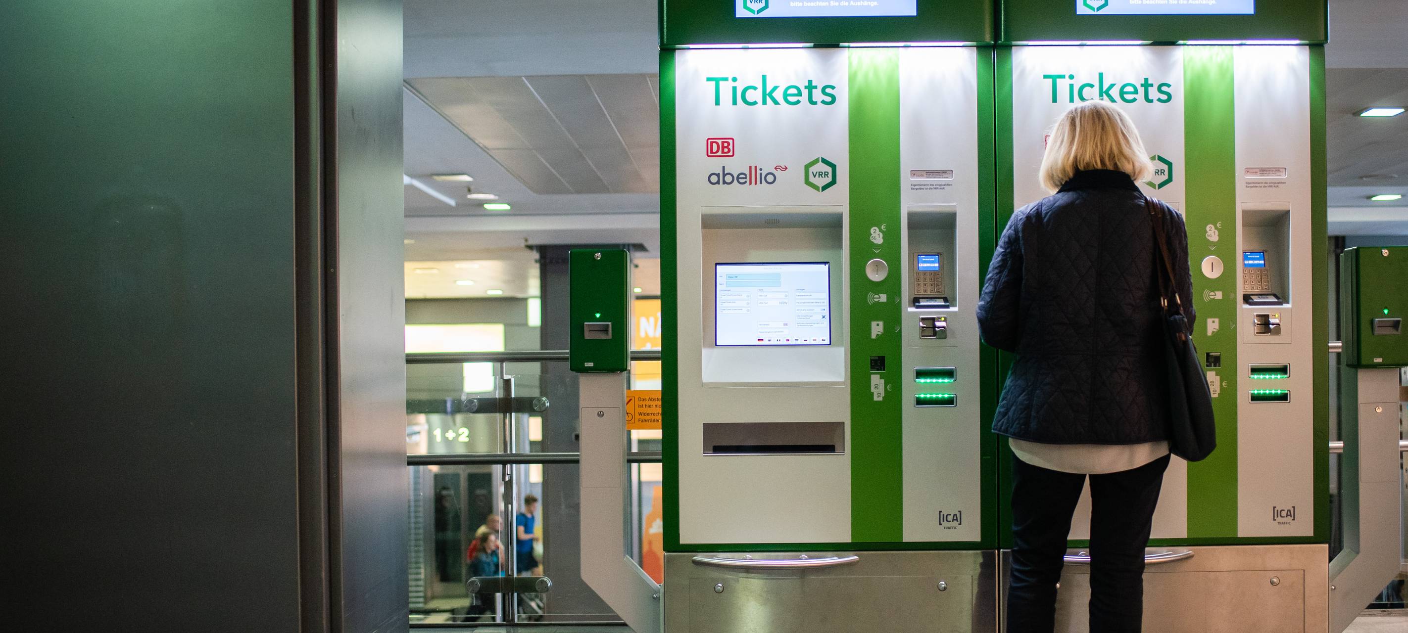 Bahnexperte kritisiert VRR-Stationsbericht