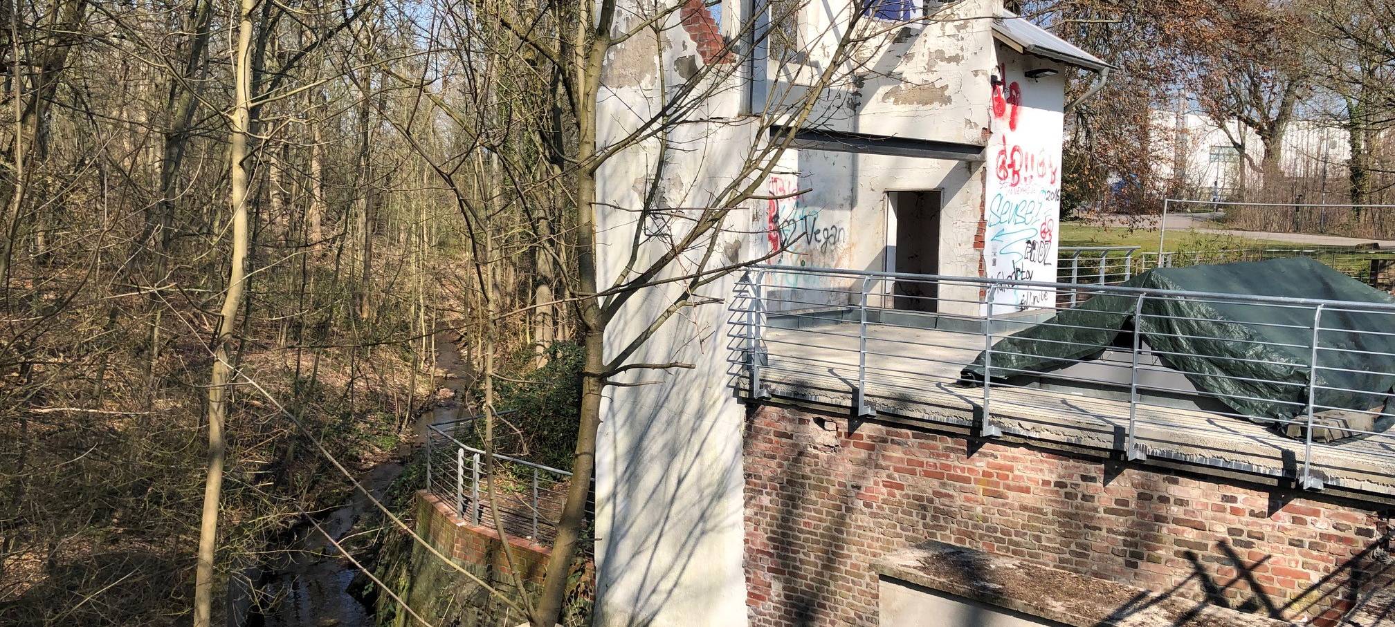 Arbeiten an der alten Wassermühle stocken