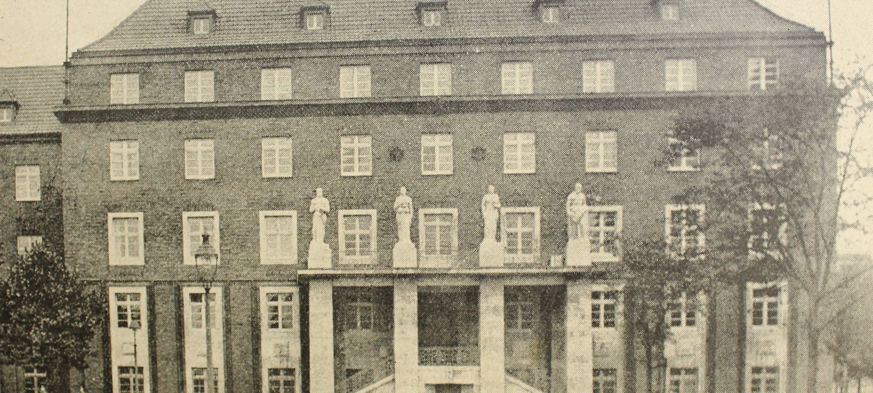 Das Polizeigebäude am Herner Marktplatz stammt aus dem Jahr 1929 und steht unter Denkmalschutz.