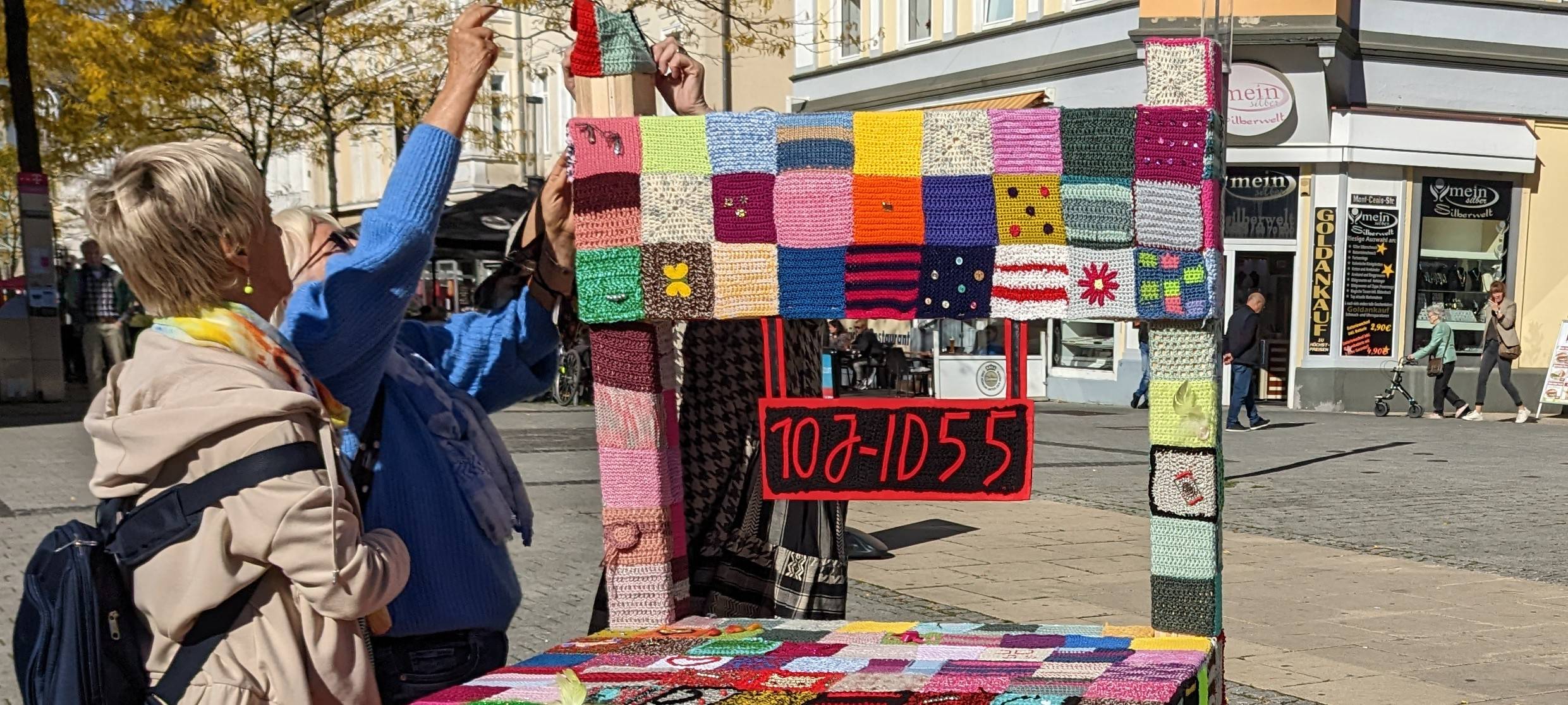 "Oldies"- Flash-Mob in der City