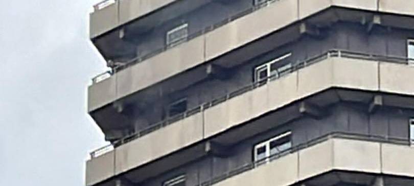 Feuer im Wohnturm