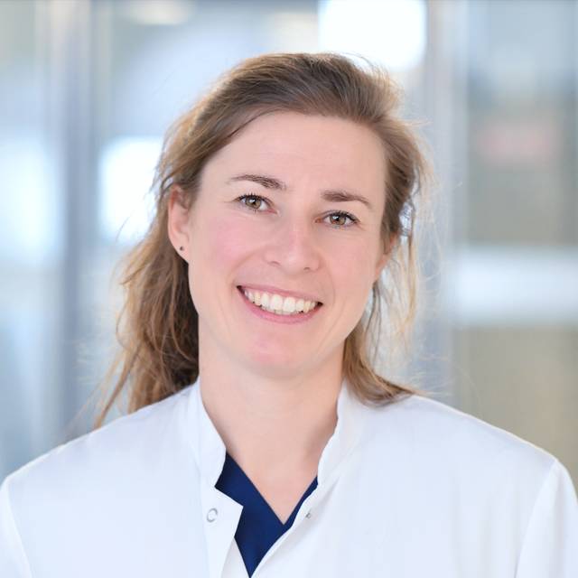 Dr. Sarah Götz