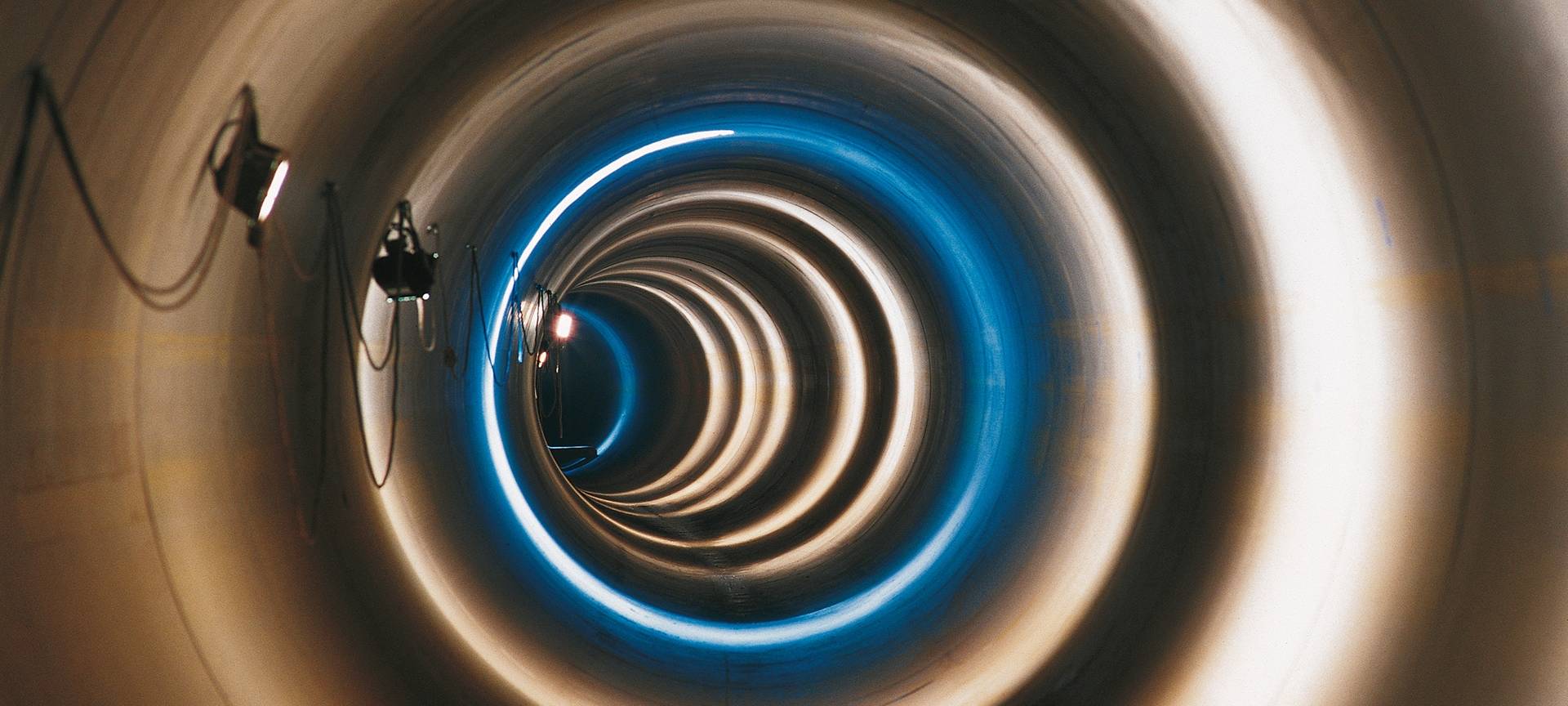 Abwasserkanal-Jahrestag