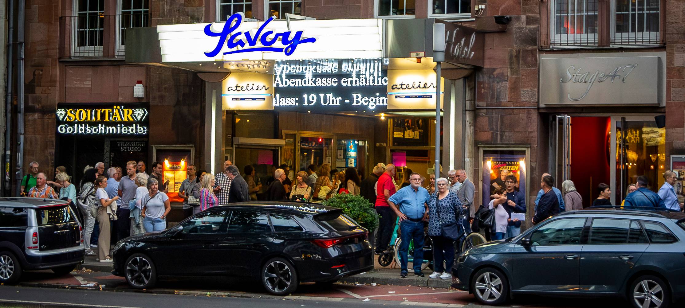 Das Savoy in Düsseldorf - Guido Cantz trat hier mit seinem neuen Tourprogramm "Komische Zeiten" auf