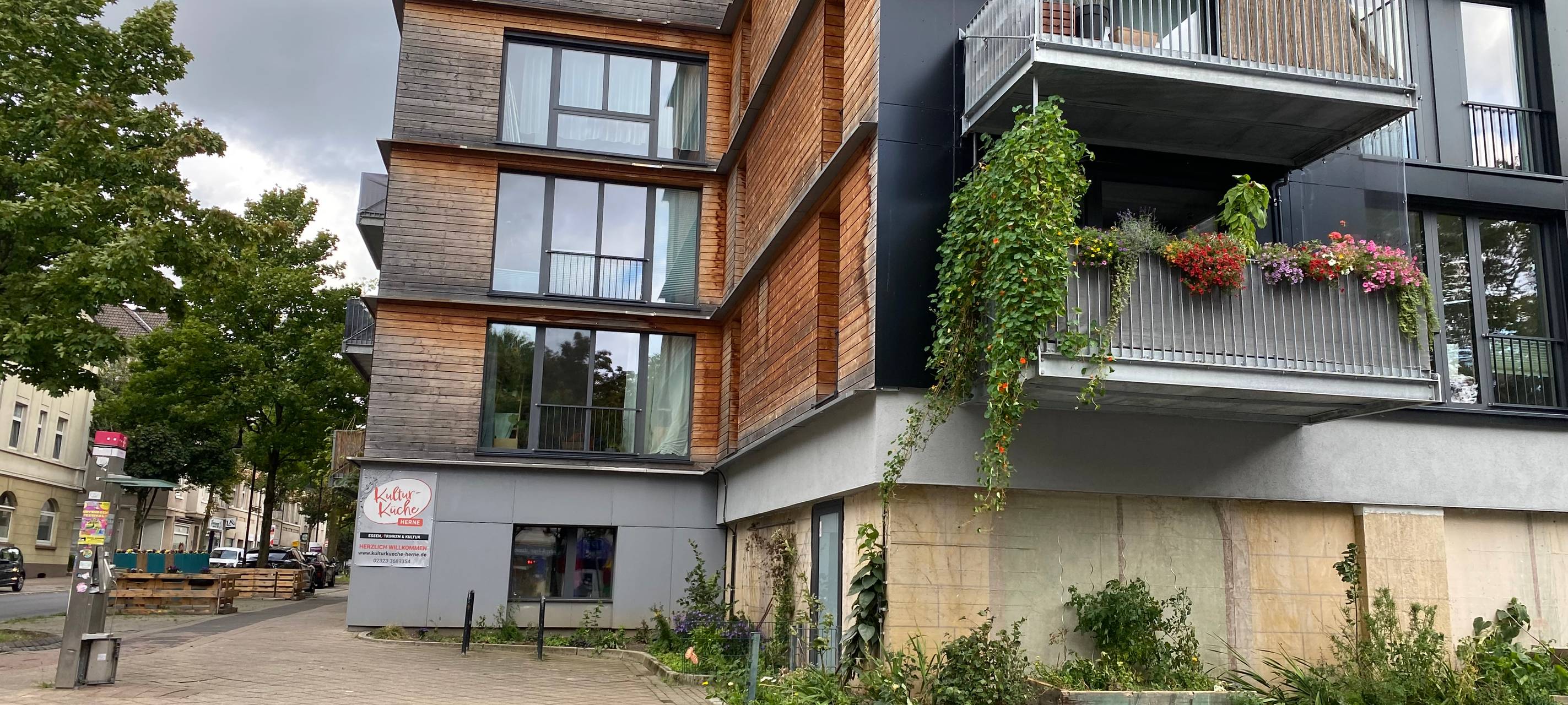 we-house öffnet die Türen