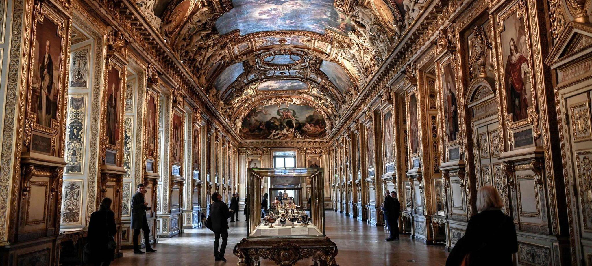 Einbruch in Louvre in Paris