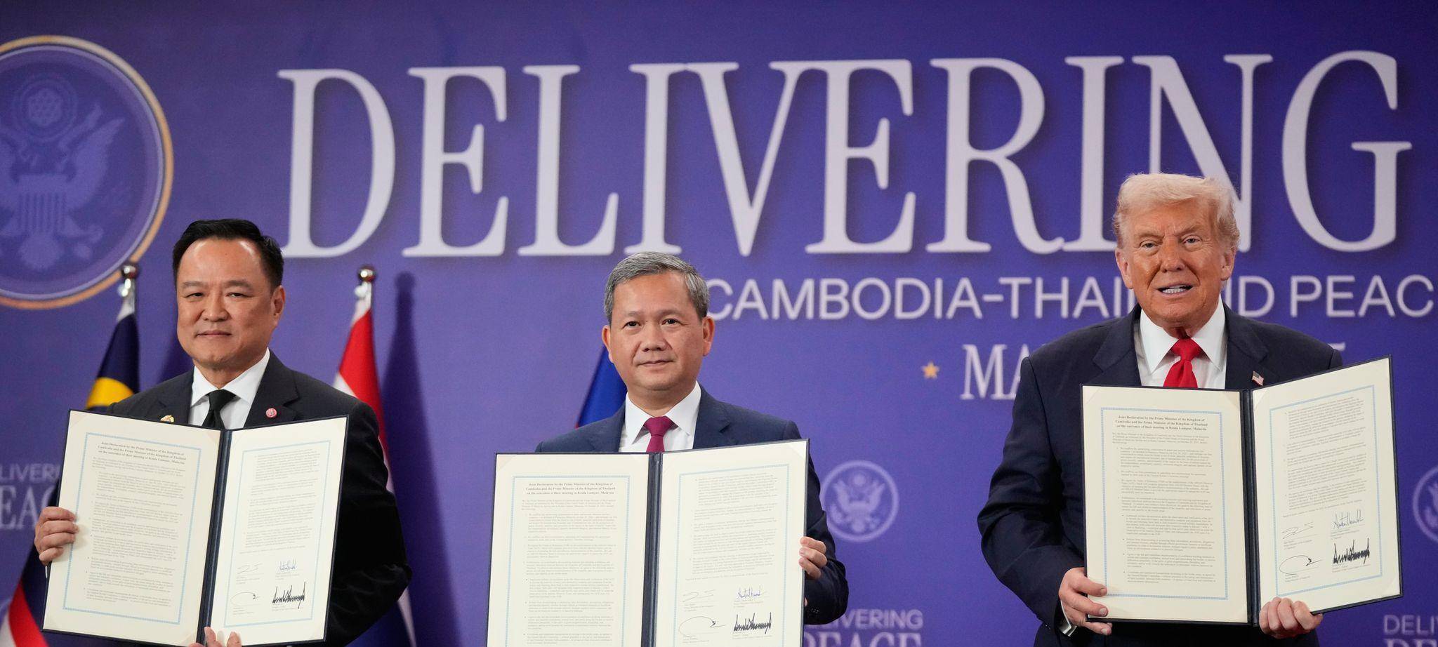 Unterzeichnungszeremonie mit Donald Trump