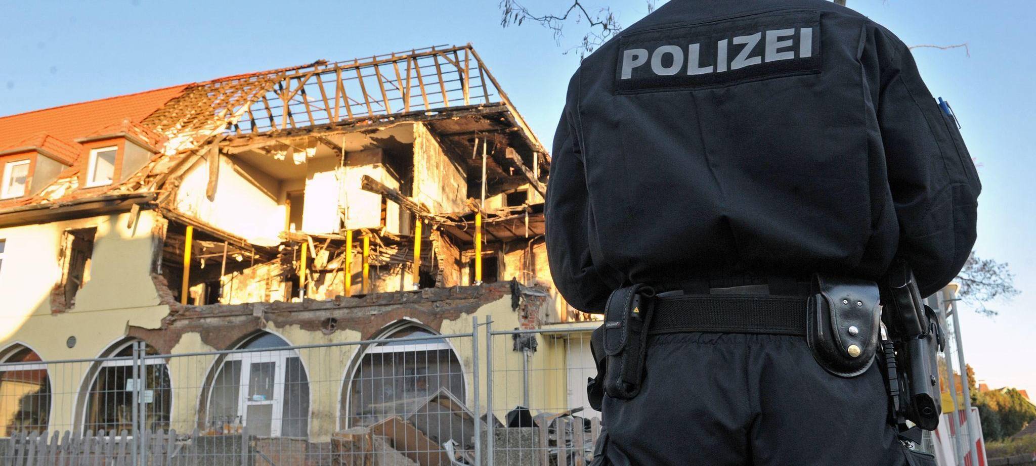 Neonazi-Zelle\ Verfassungsschutz weist Vorwürfe zurück