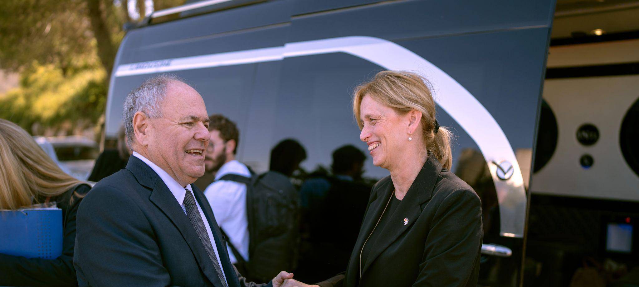 Bildungsministerin Prien in Israel