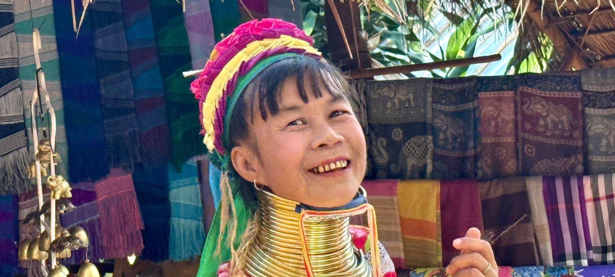 Langhalsfrauen - «Long Neck Karen» - im Norden Thailands