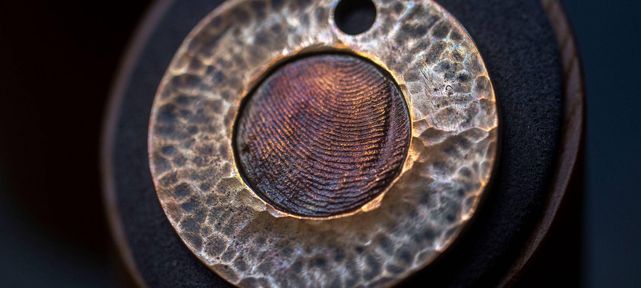 Über den Tod hinaus – Wenn Asche zum Gedenkdiamanten wird