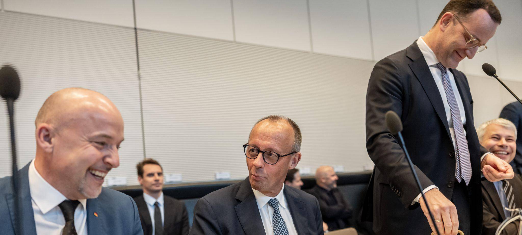 Sitzungen und Statements der Bundestagsfraktionen