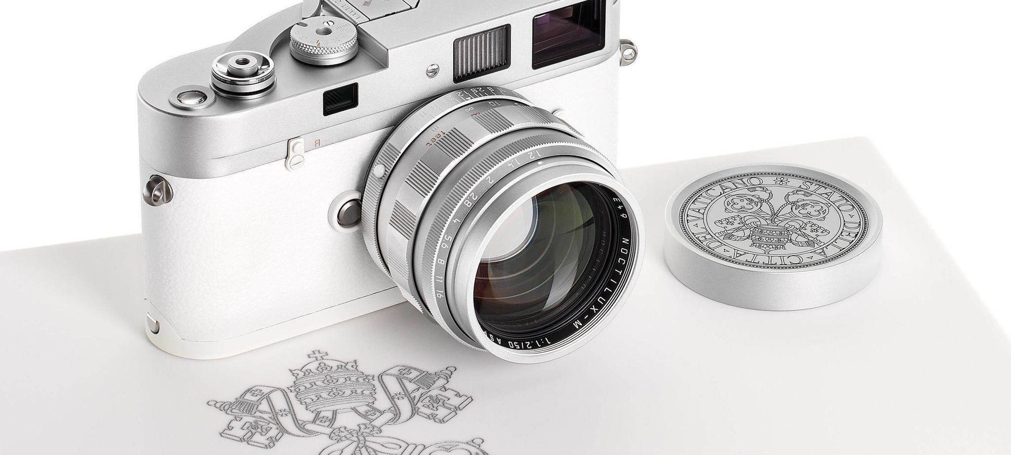 Leica-Kamera aus dem Besitz von Papst Franziskus