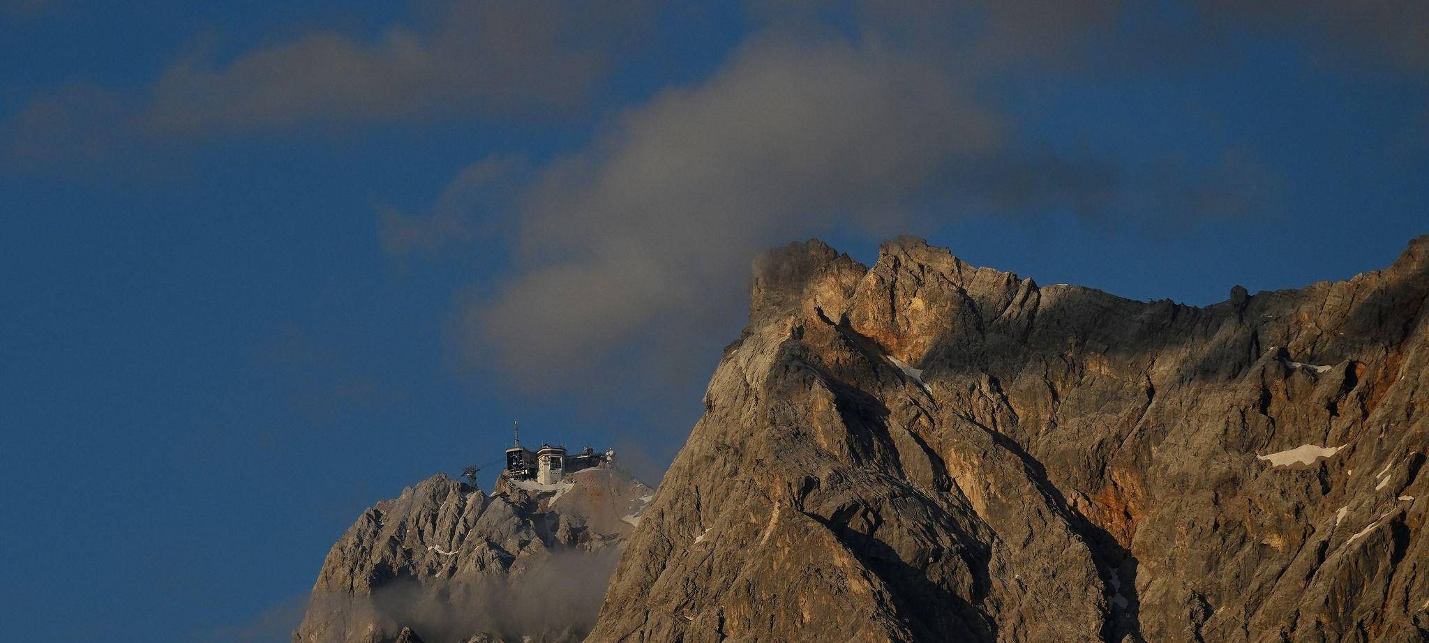 Junger Mann verunglückt auf einem Klettersteig an der Zugspitze