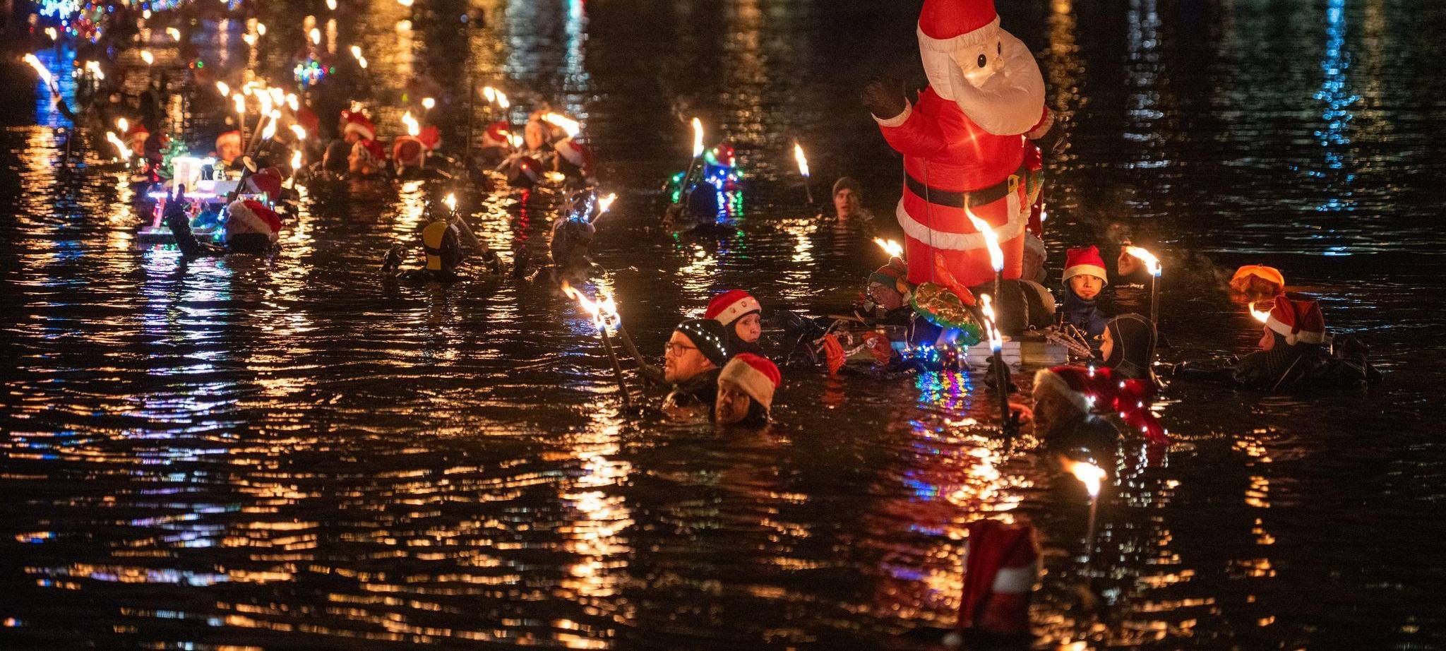Fackelschwimmen in der Mosel