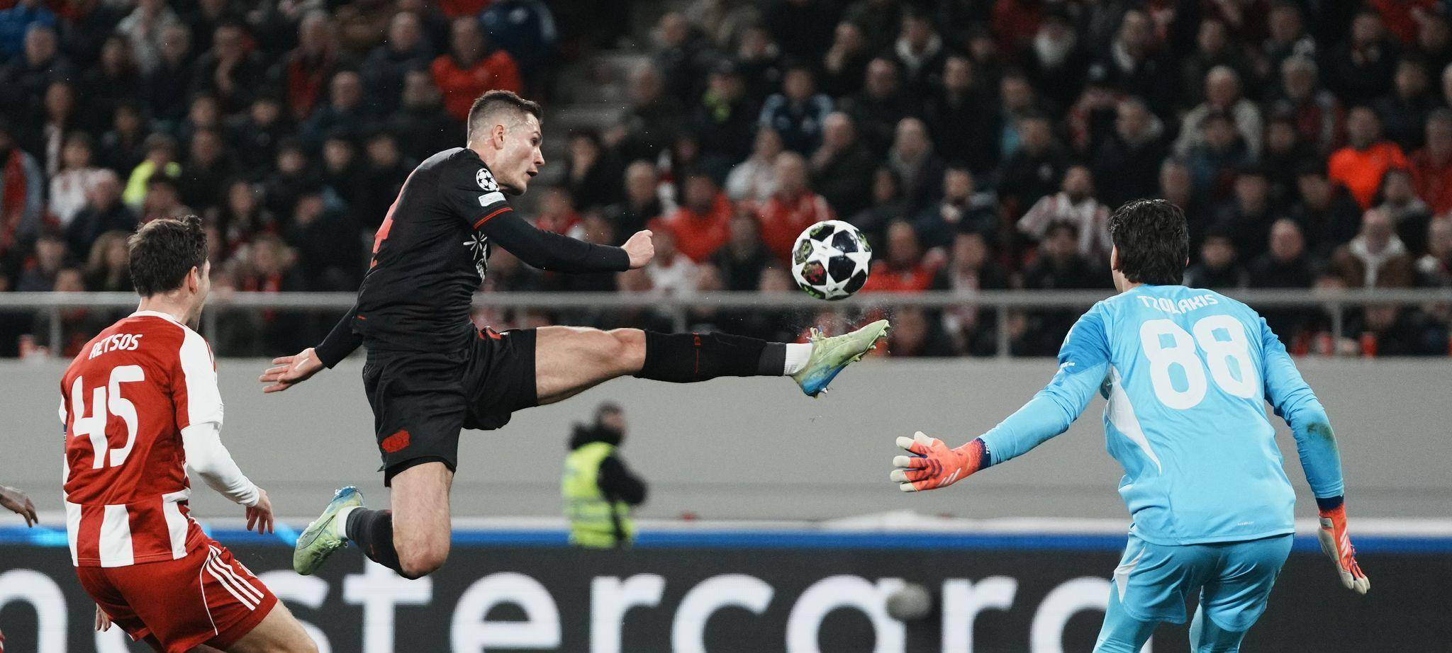 Olympiakos Piräus - Bayer Leverkusen