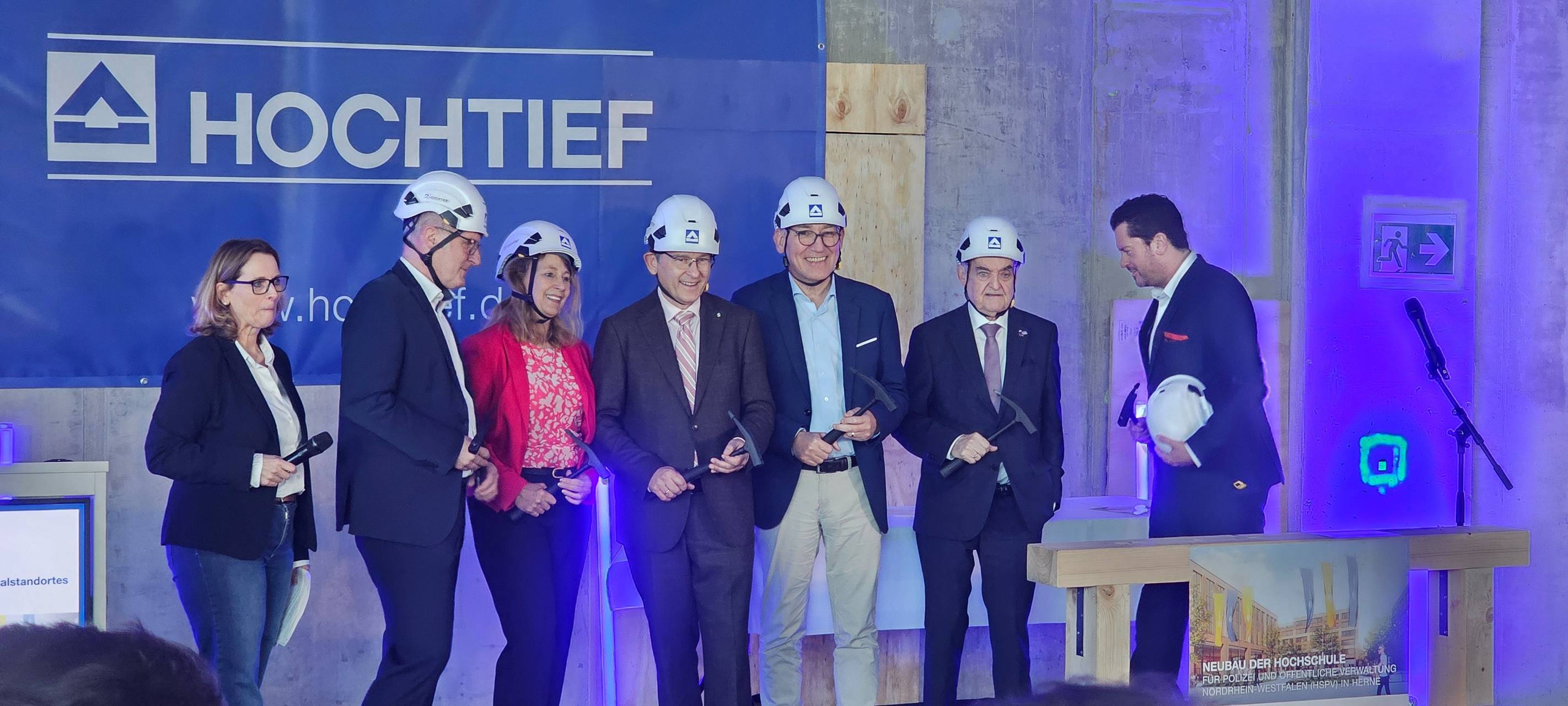 Richtfest Hochschule Polizei und Verwaltung