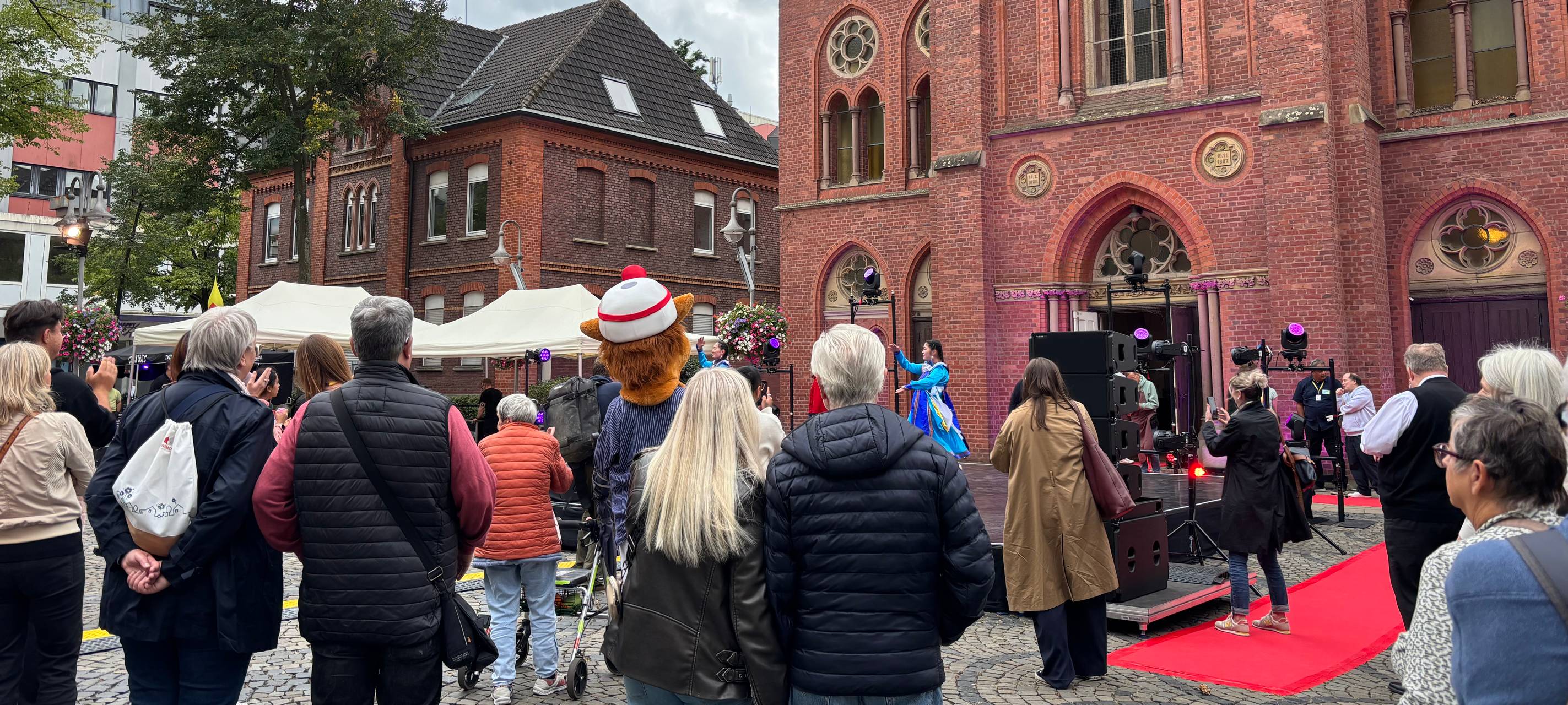 Manifesta