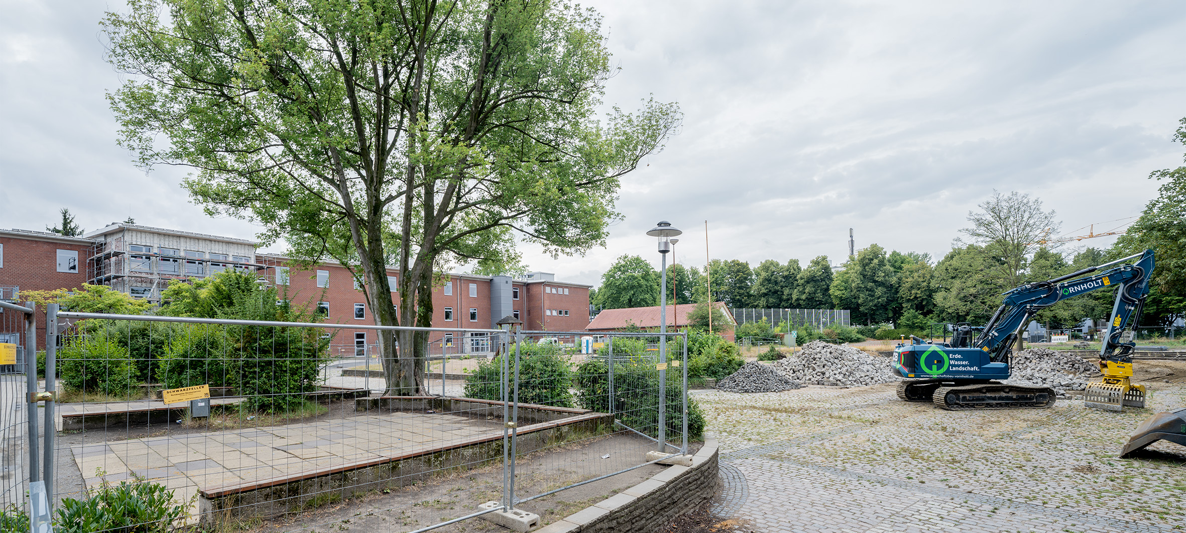 Baubeginn für Spielplatz am Hölkeskampring